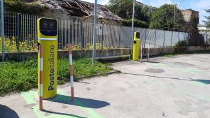 Le colonnine elettriche di Poste Italiane installate a Buddusò