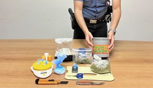 Spacciava droga in casa, arrestato un 37enne a Telti