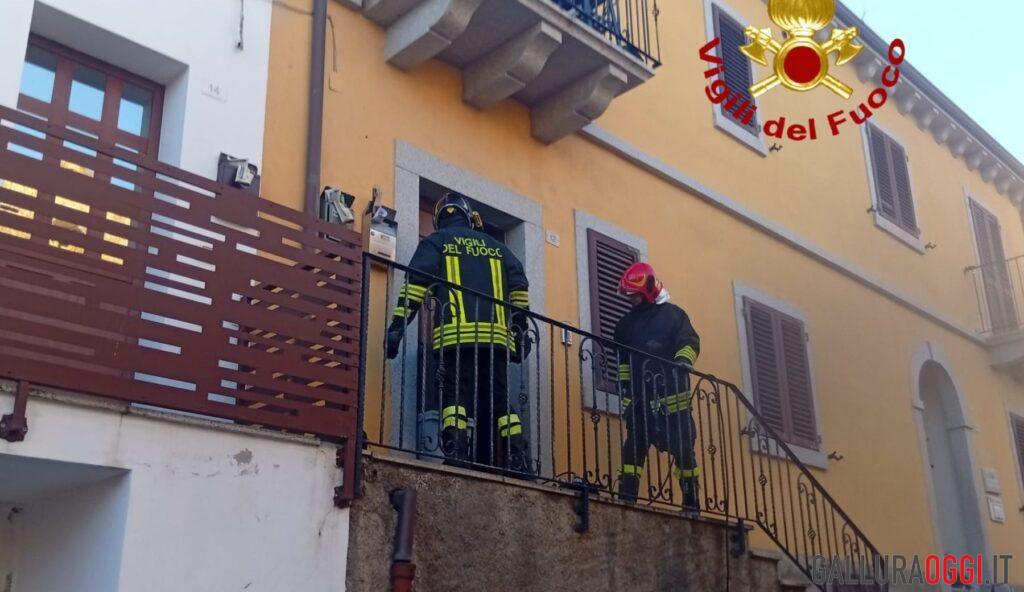 Incendio in un appartamento ad Arzachena