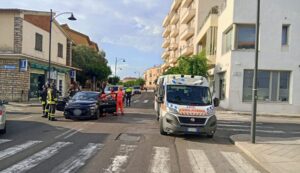 Incidente a Olbia, due feriti nello scontro tra auto