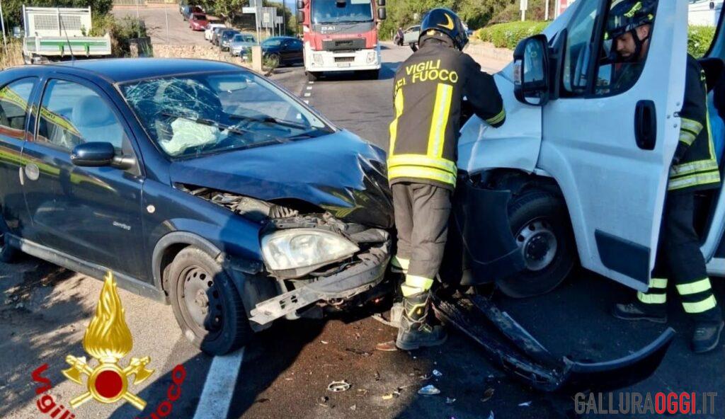 Violento incidente frontale ad Abbiadori