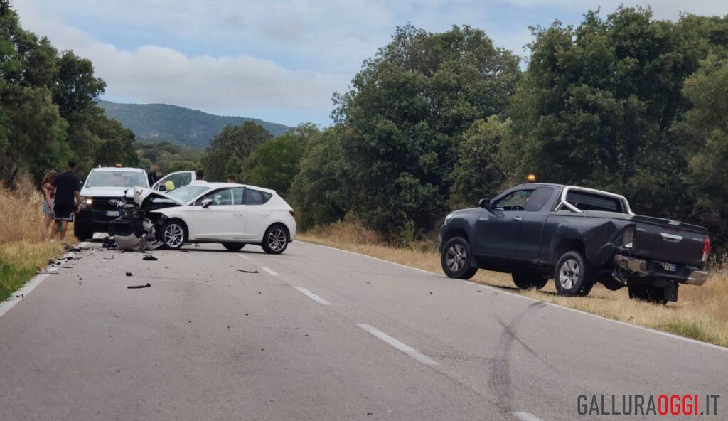 Violento incidente sulla strada Tempio-Olbia, ci sono feriti