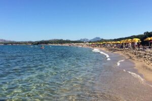 mannena divieto di balneazione arzachena spiaggia