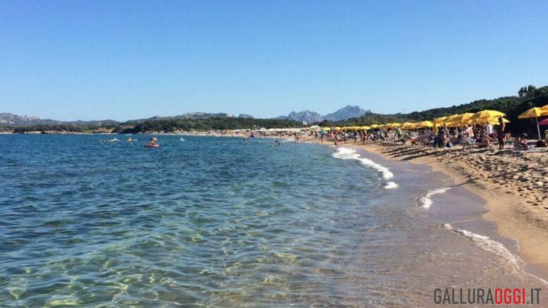 mannena divieto di balneazione arzachena spiaggia
