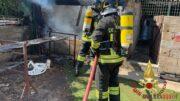 Incendio a Olbia, distrutto un deposito attrezzi