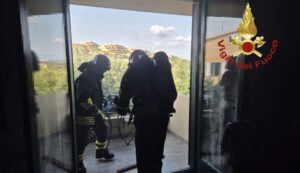 Incendio in un appartamento a Palau