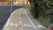 Pista ciclabile extralarge ad Arzachena, i pedoni tra i fichi d'India