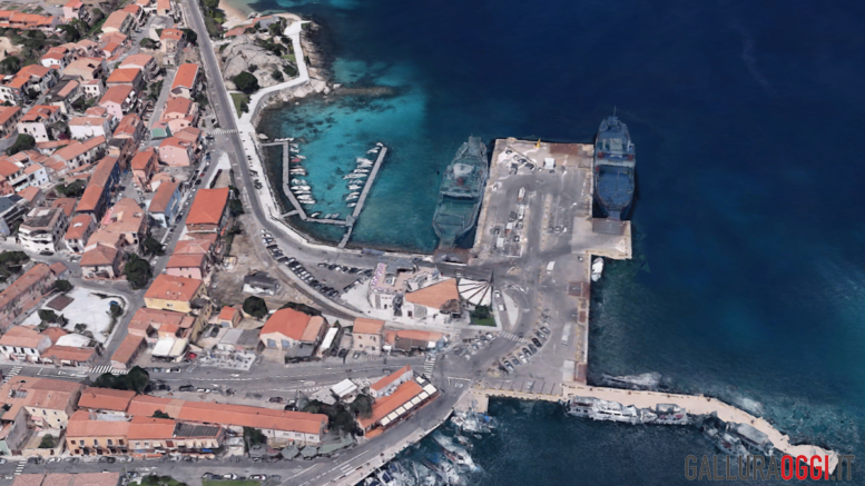 palau porto commerciale parcheggi