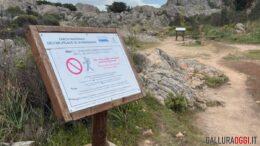 parco nazionale dell'arcipelago di la maddalena cartello divieti cala coticcio e brigantina caprera
