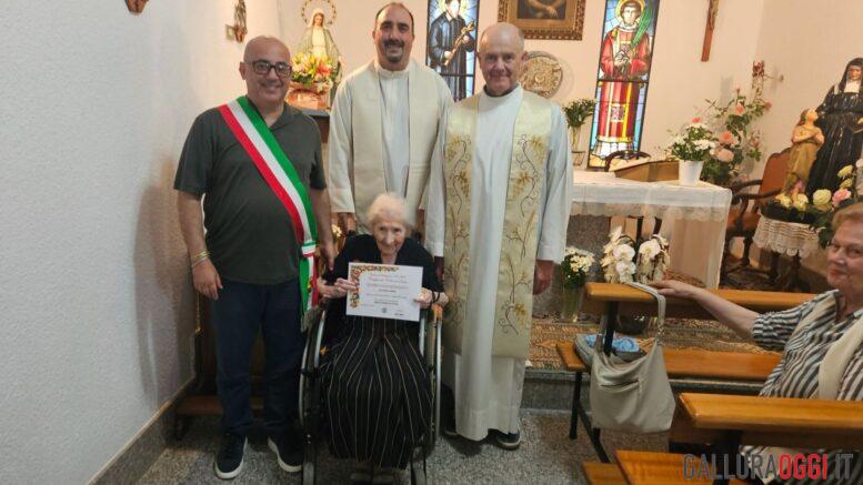 Calangianus festeggia Anna Luciano, l’ex sindaca compie 102 anni