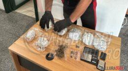 Scende dal monopattino e viene arrestato con la droga a San Teodoro