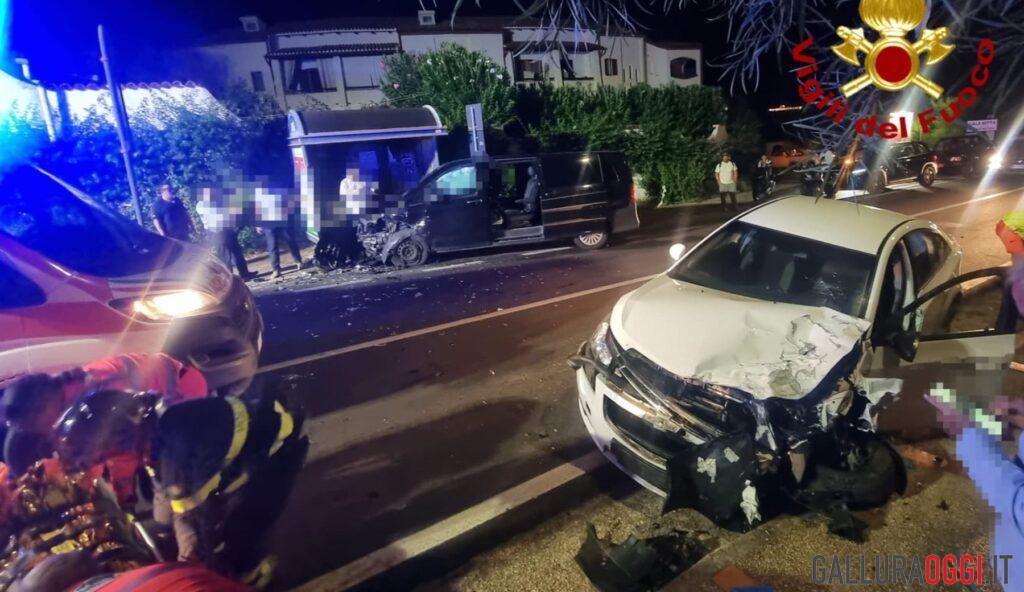Violento incidente ad Arzachena, scontro frontale fra auto feriti