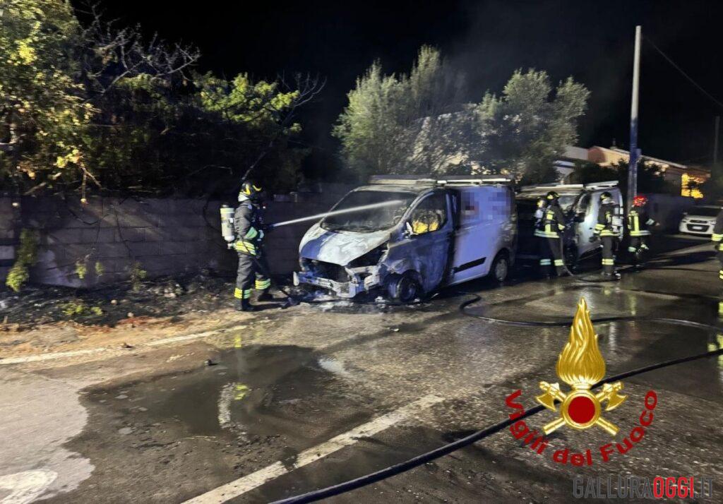 furgoni incendio fuoco olbia