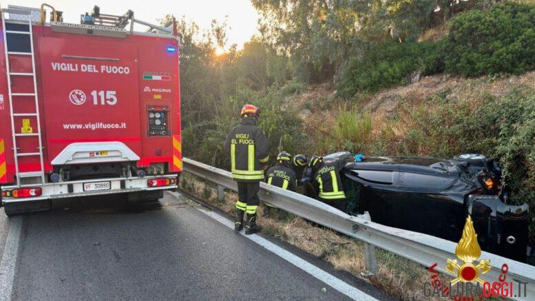 incidente olbia fuori strada guardrail 125 vigili del fuoco