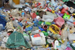 rifiuti in plastica