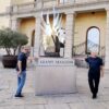 gianpi manzoni scultura comune municipio olbia settimo nizzi
