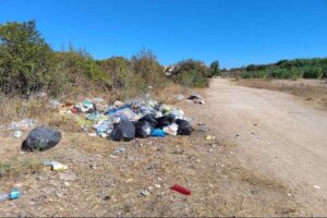 rifiuti abbandonati a olbia