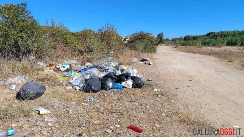 rifiuti abbandonati a olbia