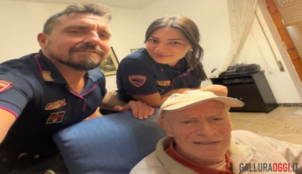 Esce senza cellulare e si perde, anziano soccorso dalla polizia a Tempio