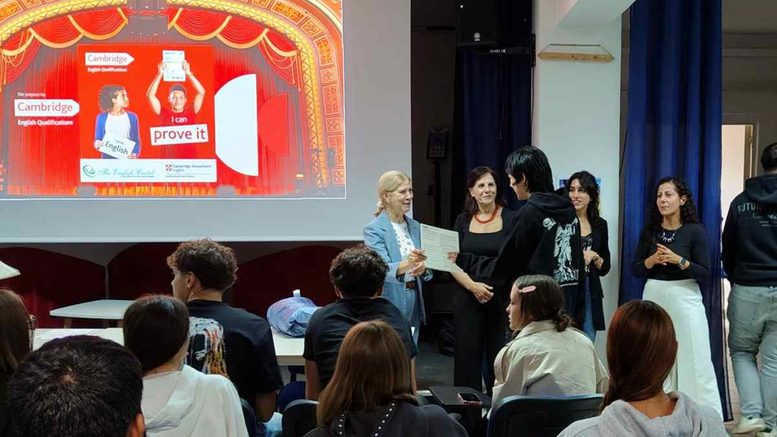 consegna diplomi cambridge