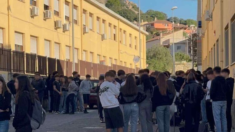 scuola la maddalena